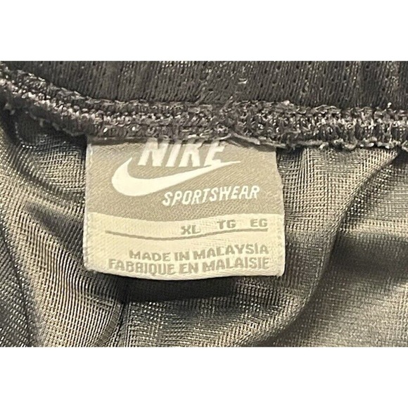 Nike Gray Sweatpants with White Stripes - Picture 6 of 15